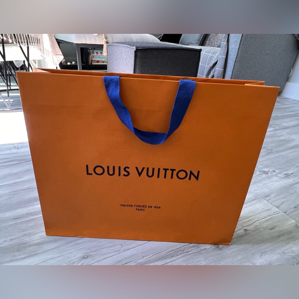 Louis Vuitton large size authentic paper bag 47cm x 38 cm